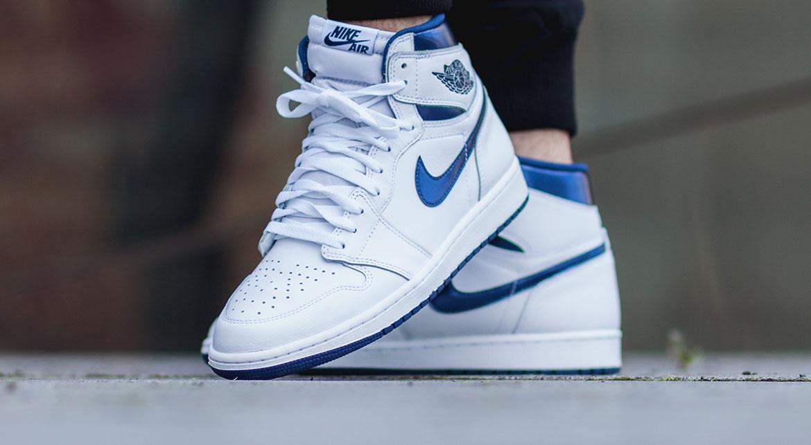 Jordan 1 white navy hotsell